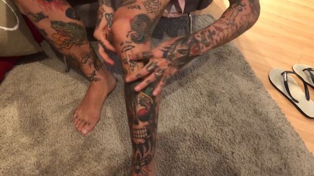 PEGA NOIS - Contando as Tattoos do MV смотреть онлайн