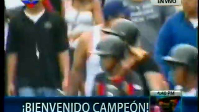 Rubén Limardo recorre Caracas en Caravana смотреть онлайн