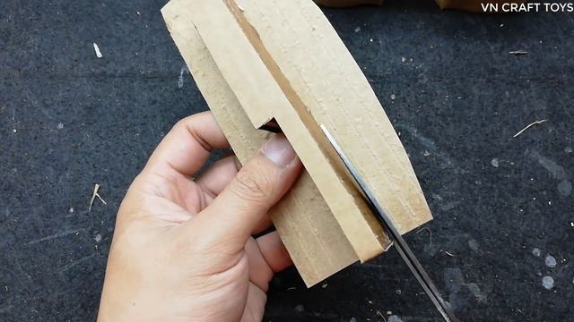 Violin de carton (How to make violin from cardboard)