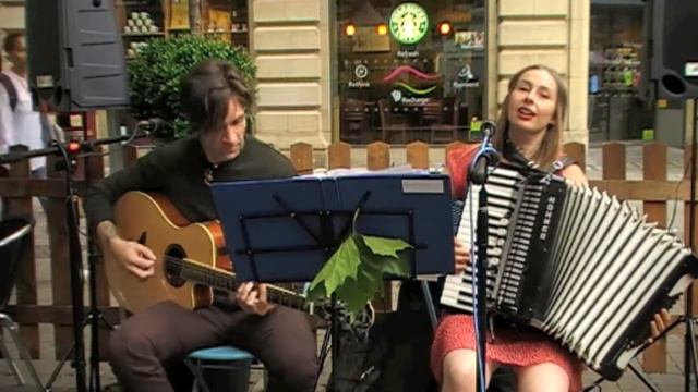 Helen Maher and Paul Dennis - Dark Eyes and Those were the days смотреть онлайн