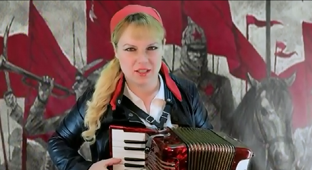 Наша Дарья - Красная армия всех сильней смотреть онлайн