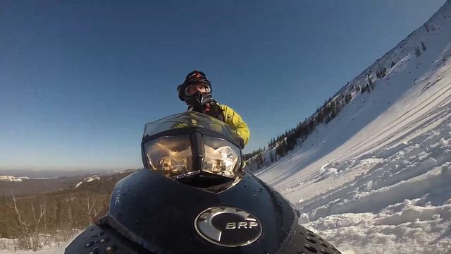 Парни из Сатки. Март 2015. Уральские горы Горный снегоход смотреть онлайн