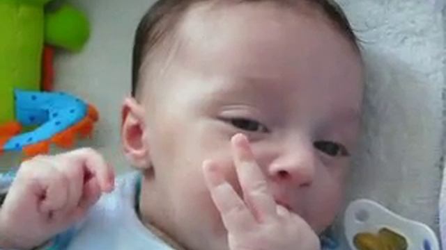 Тео в количката смотреть онлайн