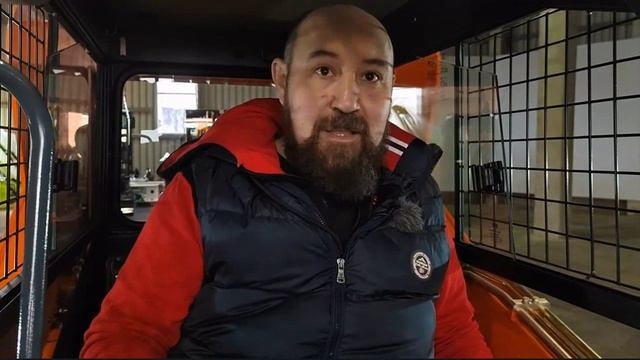 Подробный обзор мини погрузчиков Locust смотреть онлайн