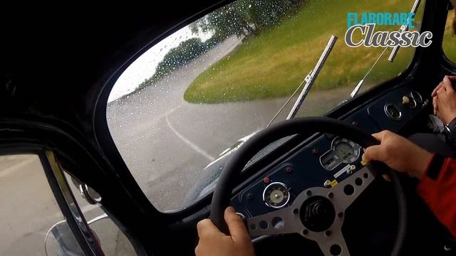 Renault 4 CV [1951] | Renault Classic | Test Racing смотреть онлайн