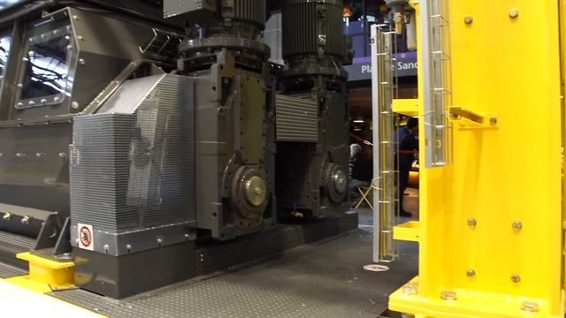 Fayat mixes things up at INTERMAT смотреть онлайн