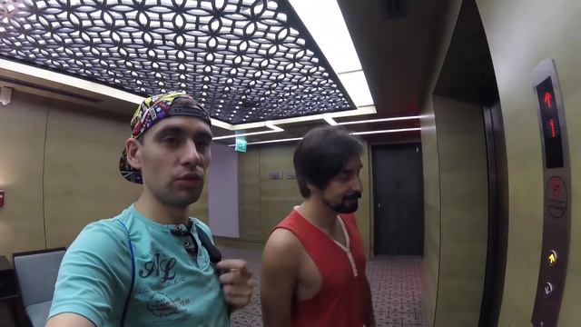 АОЭ #3 Ночь в торговом центре Bawadi mall смотреть онлайн