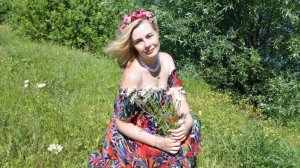 « Над Россией моей» исполняет Яна Кованько Авторы: К.Аглинц, А.Михайлов