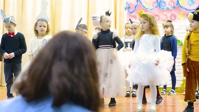 Утренник. Новый 2021 г. Класс 1А, школа №70. Киев. смотреть онлайн