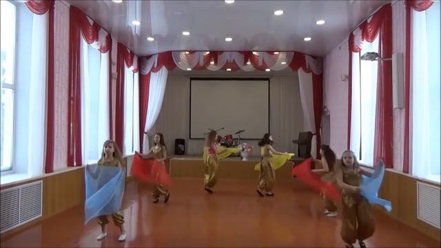 Танцевальная студия "ЗВЁЗДОЧКИ" - "Улетай, туча!" (руководитель студии Чернявская О.В.) смотреть онлайн