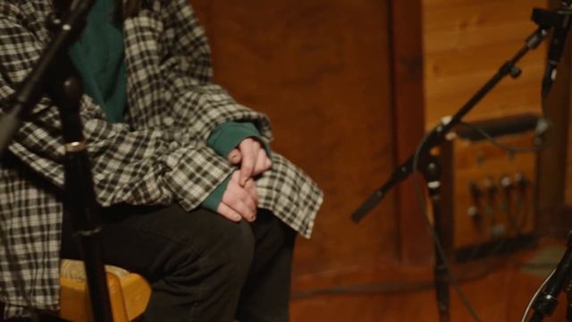 Sara Kays - Welcome To My Life (Simple Plan Cover) смотреть онлайн