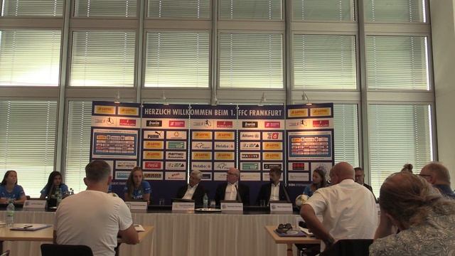 Saisonauftakt-Pressekonferenz im Commerzbank-Tower am 8. August 2019 смотреть онлайн