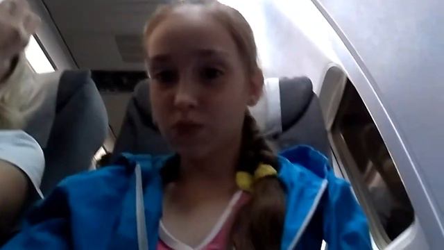 Ура!!! Мы летим на самолёте в Анапу смотреть онлайн