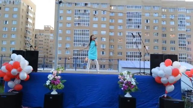 Аксиния Алексеева - Красный конь смотреть онлайн
