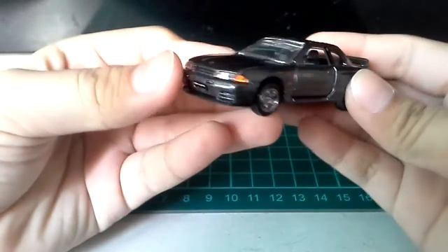 Tomica premium no.26 Nissan skyline GT-R (bnr32) смотреть онлайн