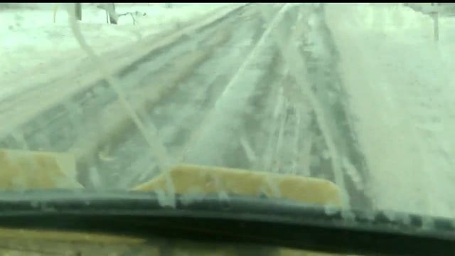 Driver gives up close look at plowing смотреть онлайн