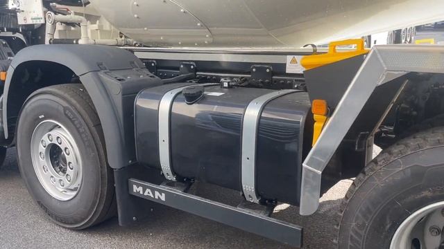 MAN TGS TG3 37.470 8x4 Euro6 Stetter10m3