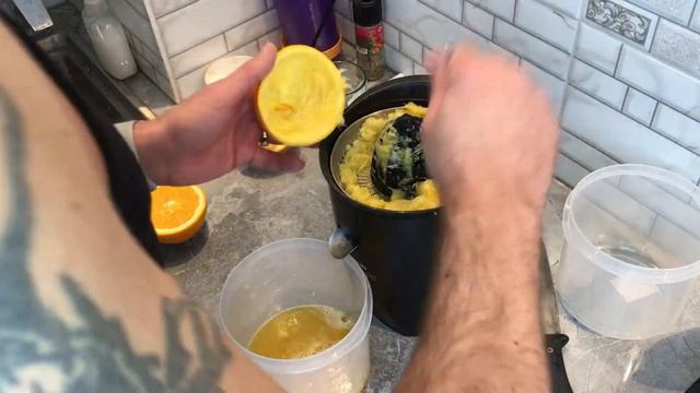 Сколько сока получится из апельсина смотреть онлайн