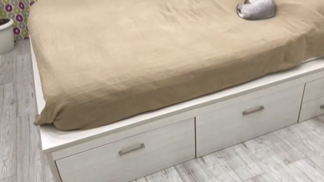 Хранение в кровати. Большая кровать 2,2/2,2метра. Хранение в спальне смотреть онлайн