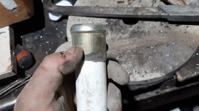 Льётся бензин на Nissan Almera классик. Classic. смотреть онлайн