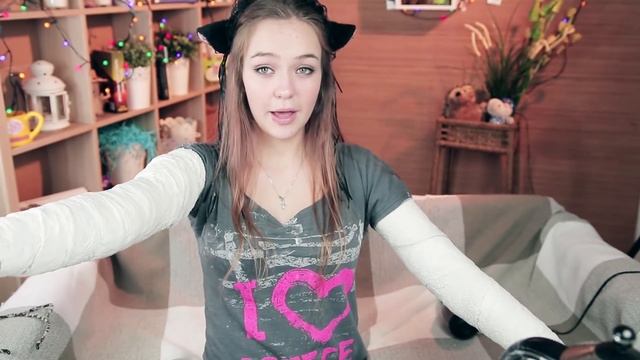 МОЯ УЖАСНАЯ ИСТОРИЯ - МНЕ СЛОМАЛИ ОБЕ РУКИ?! В ГИПСЕ ЧЕЛЛЕНДЖ смотреть онлайн