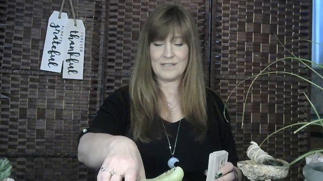 ? New Moon Feb 2023 tarot reading, Collective?new beginnings, as long as you close out past cycles смотреть онлайн