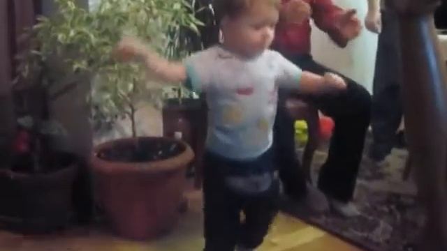 Маленький Мальчик Танцует Супер Лезгинку смотреть онлайн