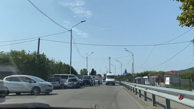 Плюсы и минусы отдыха в Сухуми Возвращение домой ✈️ В самолете предложили на ужин доширак смотреть онлайн
