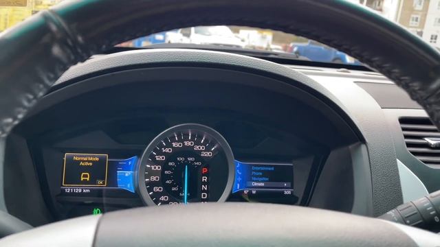 2013 Ford Explorer XLT + Moonroof,Reverse Camera, AWD Review | Island Ford смотреть онлайн