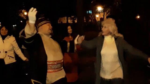 Виновата ли я...Народные танцы,сад Шевченко,Харьков!!! смотреть онлайн