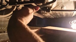 Самостоятельная замена масла ваз 2114 ( показываю для новичков) (перезалив с удалённого канала)