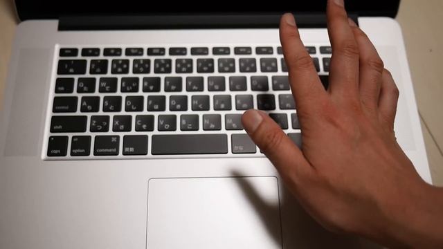 新型MacBookProと勘違いして旧型MacBook Pro2015年版を買ってレビューした黒歴史をご覧くださいませ【マックブックプロ 開封レビュー 】