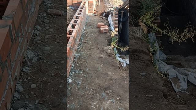 Сводчатый погреб с бюджетным утеплением (продолжение) смотреть онлайн