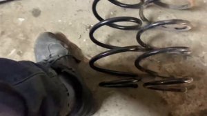 Делаем Ford Fusion и мягче и выше ( замена пружин на дизельные)