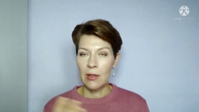Базы под макияж (Shiseido, Clarins, Thank You Farmer), супер-консилер и карандаши для бровей.
