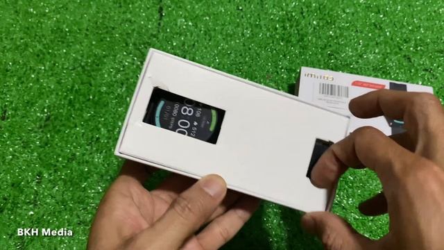 បើកប្រអប់នាឡិកាដៃ IMILAB Smart Watch W12 - Xiaomi IMILAB Smart Watch W12 Unboxing смотреть онлайн