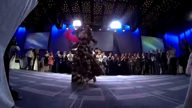 Крымскотатарский танец "Явлукъ авасы" смотреть онлайн