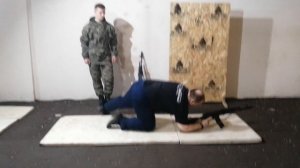 Правильный переход из изготовке к стрельбе с колена в изготовку лёжа