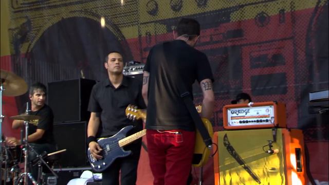 At The Drive In - Live Lollapalooza (1080p) смотреть онлайн