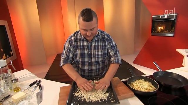 Венский шницель с жареным картофелем | Мясо. От филе до фарша смотреть онлайн