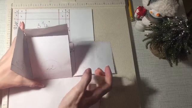 Подробный Мастер класс "Подарочная коробочка для елочного шара" часть 1 скрапбукинг смотреть онлайн