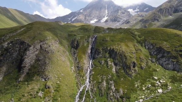 МАМИСОНСКОЕ УЩЕЛЬЕ