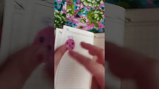 бумажные сюрпризы!кто же попался?на следующие видео будет новый бумажный сюрприз или коллекция!💗🌹🤩😘 смотреть онлайн