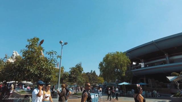[4K] Disneyland - California - Walking Tour смотреть онлайн