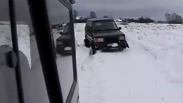 Джипы на снегу.(гусеницы) смотреть онлайн