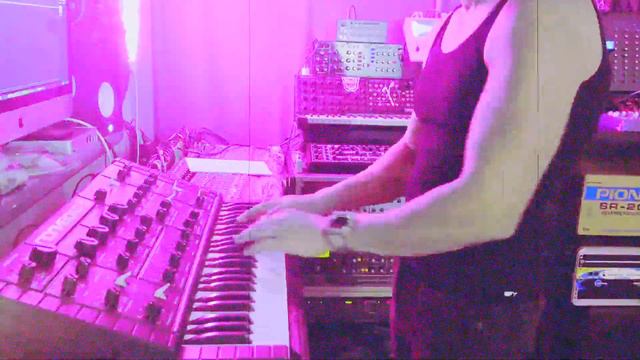 Original track. the videos are just some random BS from my studio смотреть онлайн