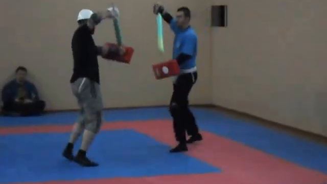 Историческое фехтование, спонтанная тренировка. Поединок Wisdom vs. Max смотреть онлайн