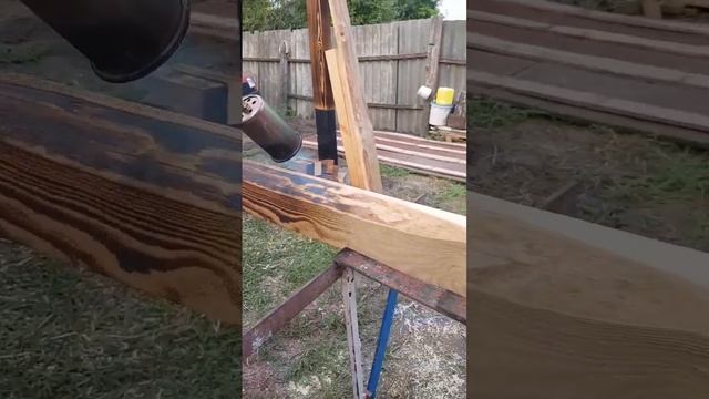 Обработка дерева /обжиг дерева /навес           #своимируками #сделайсам #дерево #навесдлямашины