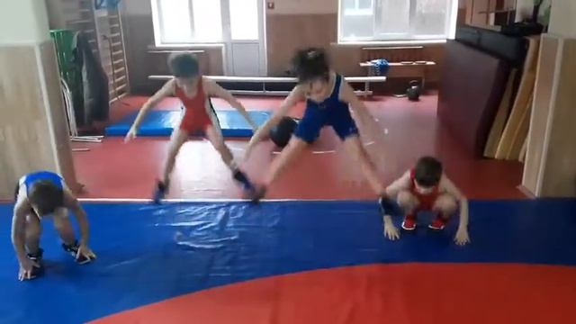 танец чемпионов парни жгут) о жизни с юмором смотреть онлайн