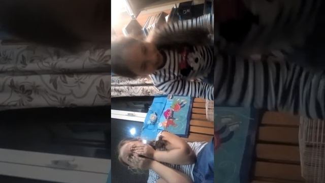 Лизуны и Челенджы !Мягкий пластелин и жевачки для рук!!, смотреть онлайн